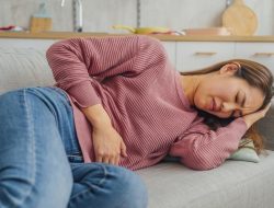 Endometriosis: Mengenal Gejalanya, Pahami Penyebabnya, dan Tingkatkan Peluang Kehamilan Endometriosis: Mengenal Gejalanya, Pahami Penyebabnya, dan Tingkatkan Peluang Kehamilan