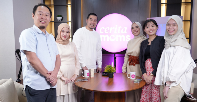 Jadi Ibu Muda Bukan Tugas Sederhana, ‘Cerita Moms’ Siap Menemanimu dalam Petualangan Ini!