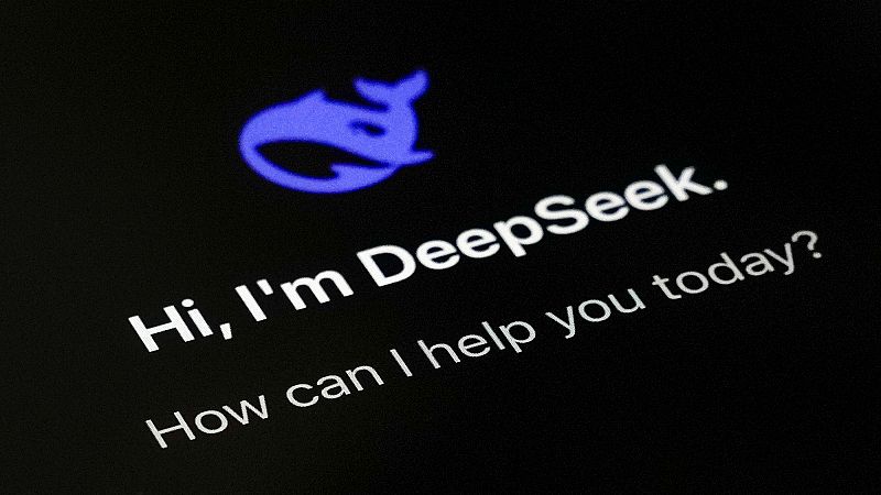 German Official Calls for Apple and Google to Ban AI Firm DeepSeek Over Privacy Fears