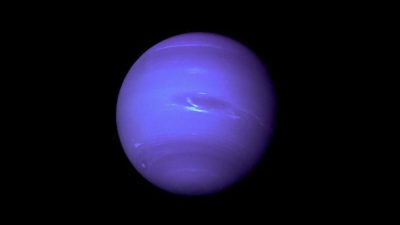 Karakteristik Unik Planet Neptunus dengan Suhu dan Tekanan Ekstrem