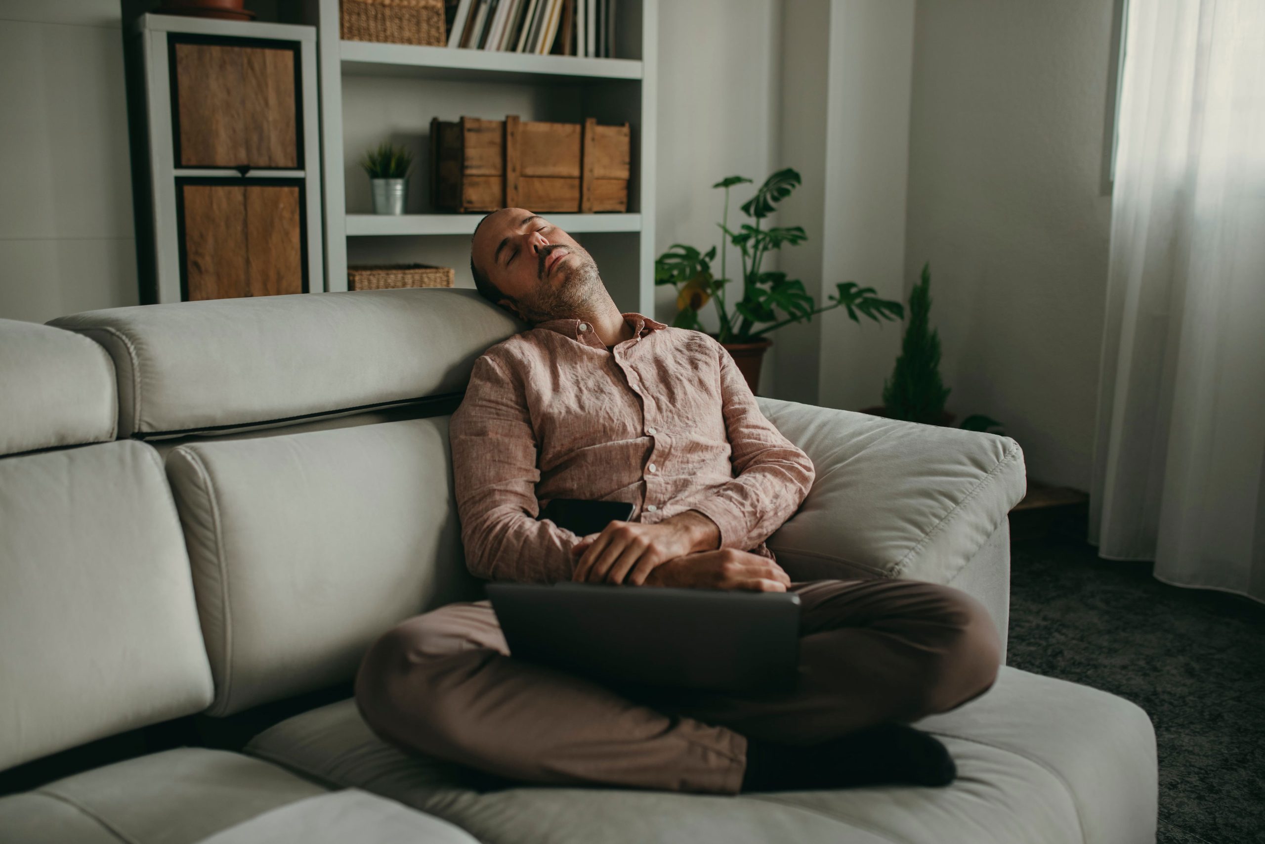 Science Shows: Sleep May Be the Key to Unlocking Inspiration