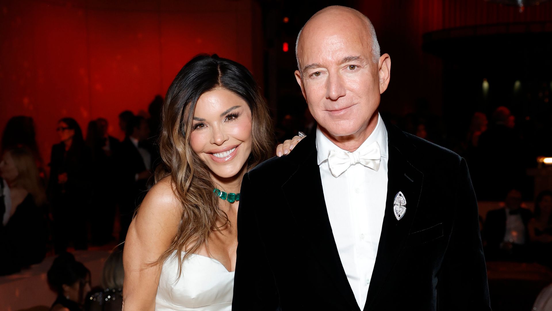 Jeff Bezos’ Bride Lauren Sanchez Stuns in Lace Gown at Private Island Wedding