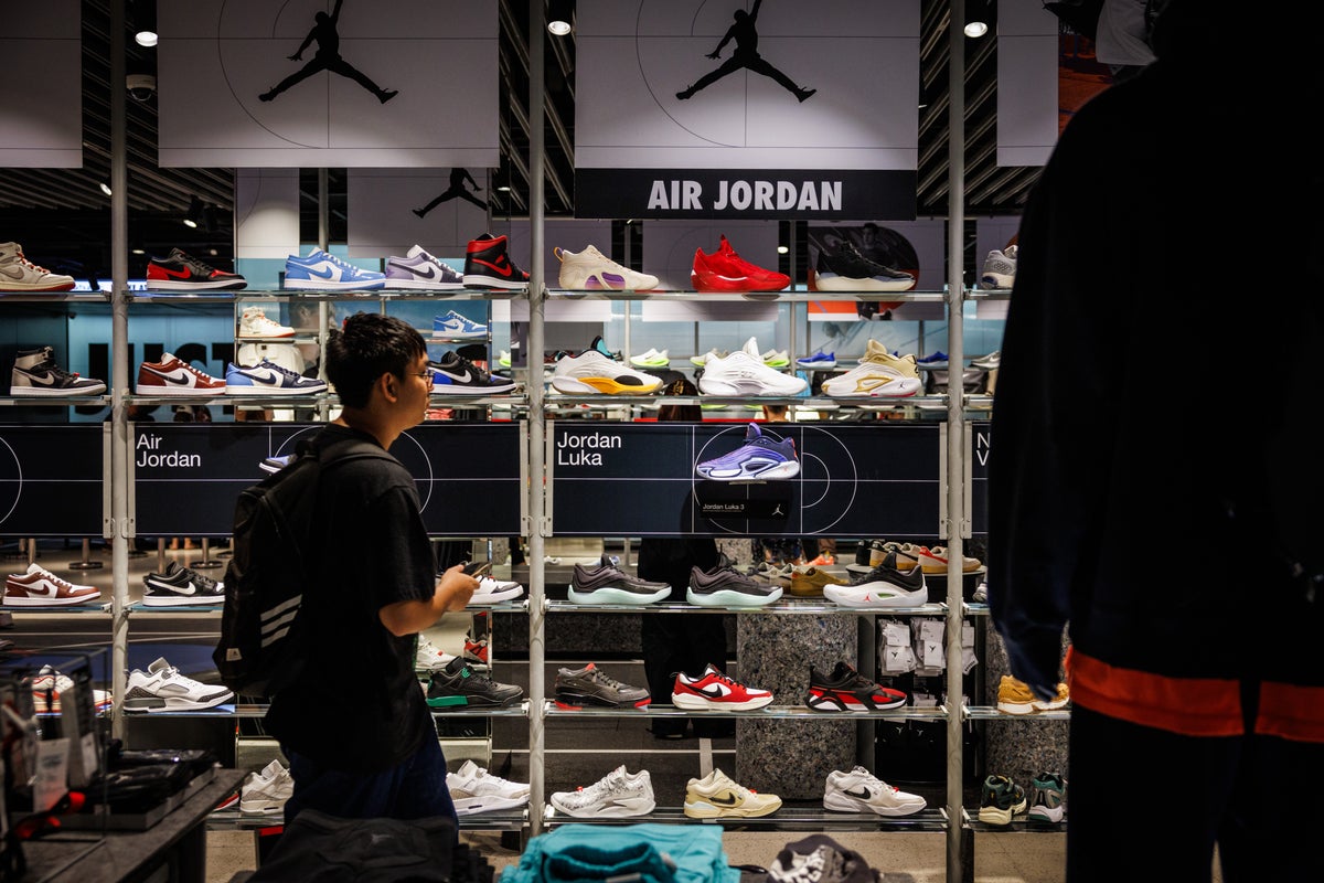 Nike Shoes Set to Soar in Price Due to Donald Trump’s Warning, Company Announces