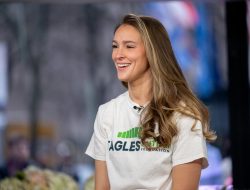 Kylie Kelce Fears Postpartum Emotions Might Lead to a ‘Mom Cut’