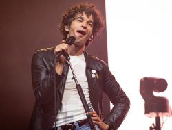 Glastonbury Festival 1975 Review: Watch This if You Struggle to Like Matty Healy