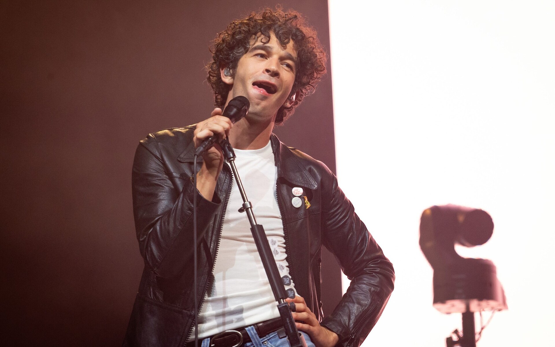 Glastonbury Festival 1975 Review: Watch This if You Struggle to Like Matty Healy