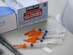 Why Thousands Are Turning to Risky DIY Weight-Loss Injections