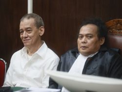 Ingin Hidup Tenang, Fariz RM Mundur dari Dunia Hiburan Pasca Kasus Narkoba Ingin Hidup Tenang, Fariz RM Mundur dari Dunia Hiburan Pasca Kasus Narkoba