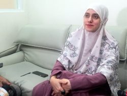 3 Berita Artis Paling Gokil: Kaki Fairuz Diinjak Sapi, Ivan Gunawan Mengharapkan Hidayah
