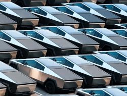 Tesla’s Unsold Fleet Floods Detroit Suburb’s Parking Lot Tesla’s Unsold Fleet Floods Detroit Suburb’s Parking Lot