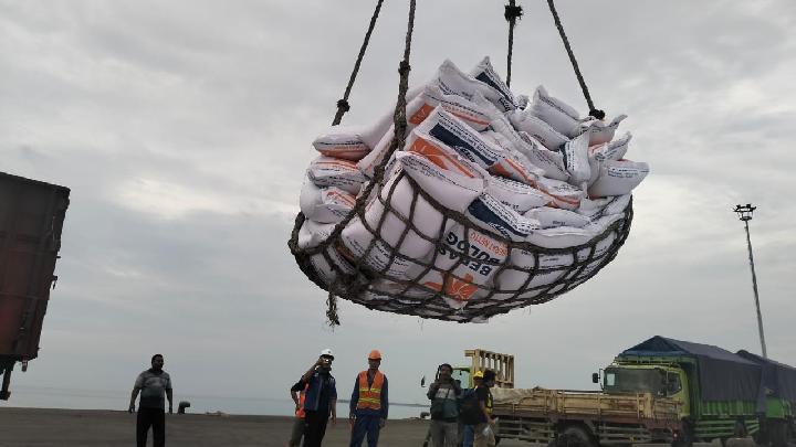 Akibat Mencolok: Perbedaan Tajam Pertumbuhan IHX dan IHM Kuartal I 2025