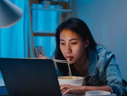 Cara Menikmati Makan Malam Tanpa Bertambahnya Berat Badan Cara Menikmati Makan Malam Tanpa Bertambahnya Berat Badan