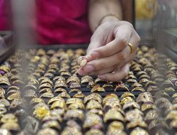 Tips Merawat Emas Agar Selalu Berkilau Memukau