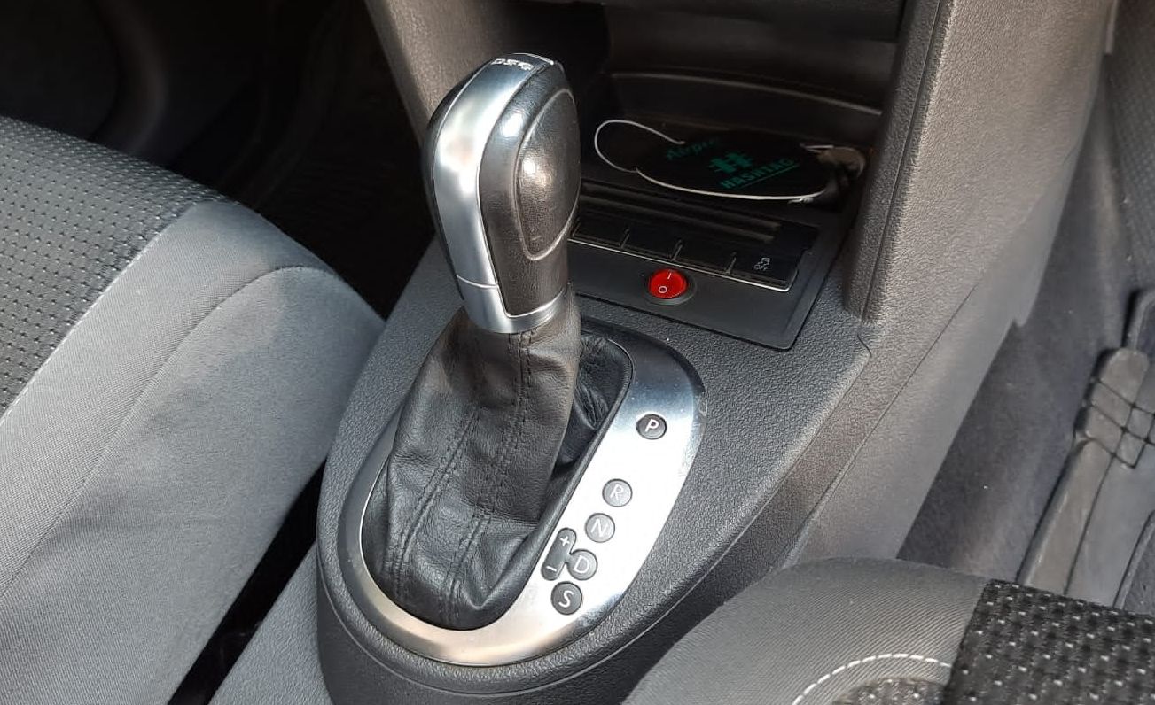 Kenali Tanda-tanda Transmisi Matik di Mobil Bekas Overheat Sebelum Terlambat