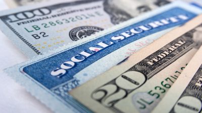 Here’s How Your Social Security Benefit Changes at Ages 62, 67, and 70