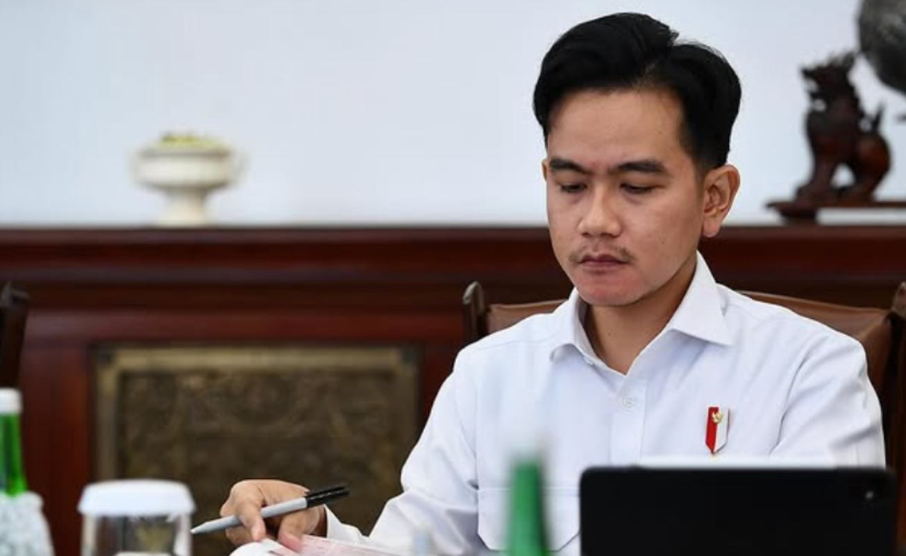 Respon Gen Z ke Pemakzulan Wapres Gibran: Gerakan Purnawirawan TNI Sebagai Manuver Politik