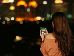 WhatsApp Siapkan Fitur Baru: Ringkasan Pesan Berbasis AI