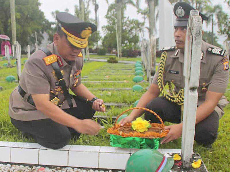 Wakil Ketua DPRD Palu Ikuti Olahraga Seru HUT Bhayangkara ke-79 bersama Polda Sulteng