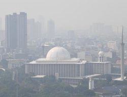 Kualitas Udara Jakarta Terburuk Kedua di Dunia Pagi Ini, Masuk Klaster Tak Sehat