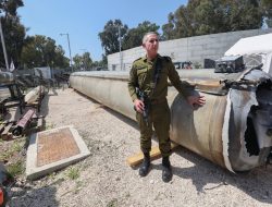 Iran Fires Missiles at Israel Following US Strikes, Escalating International Conflict Iran Fires Missiles at Israel Following US Strikes, Escalating International Conflict
