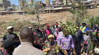 750 Students From Nairobi’s Slums Receive Uniforms Thanks to Kenya Power Foundation
