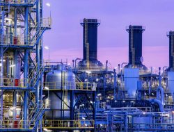 Nigeria Locks in Commitment from Europe’s Only Nigerian Crude Refiner, Moeve Global (International Edition) Nigeria Locks in Commitment from Europe’s Only Nigerian Crude Refiner, Moeve Global (International Edition)
