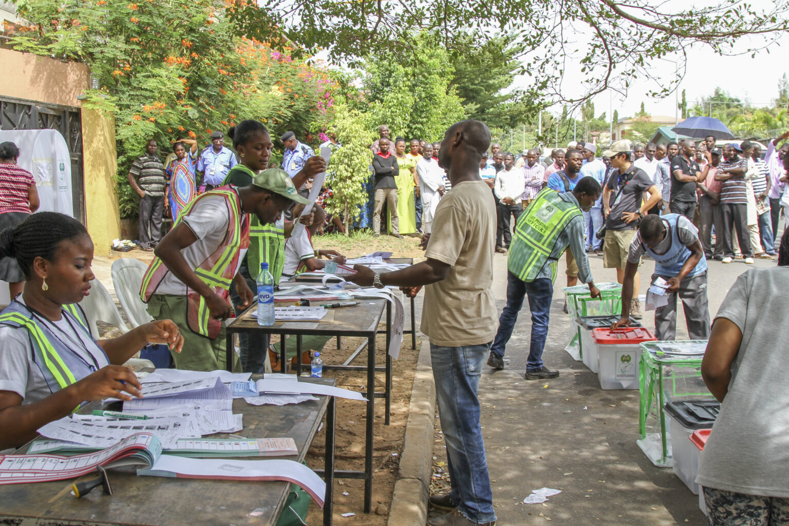 APC in Lagos Presents Candidates to Sanwo-Olu: LG Polls Show the Way Forward