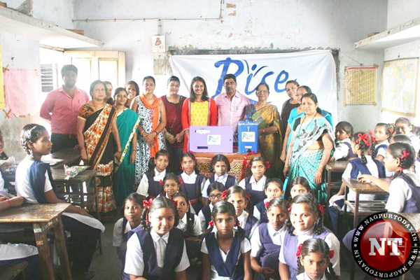 NGO Gifts 2,000+ Sanitary Pads to Imo Schoolgirls