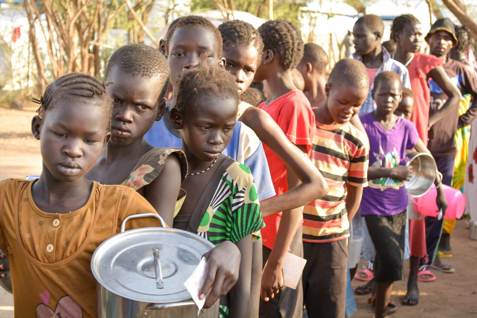 Africa’s Famine Crisis: What It Is & How You Can Make a Difference – International Edition (English)