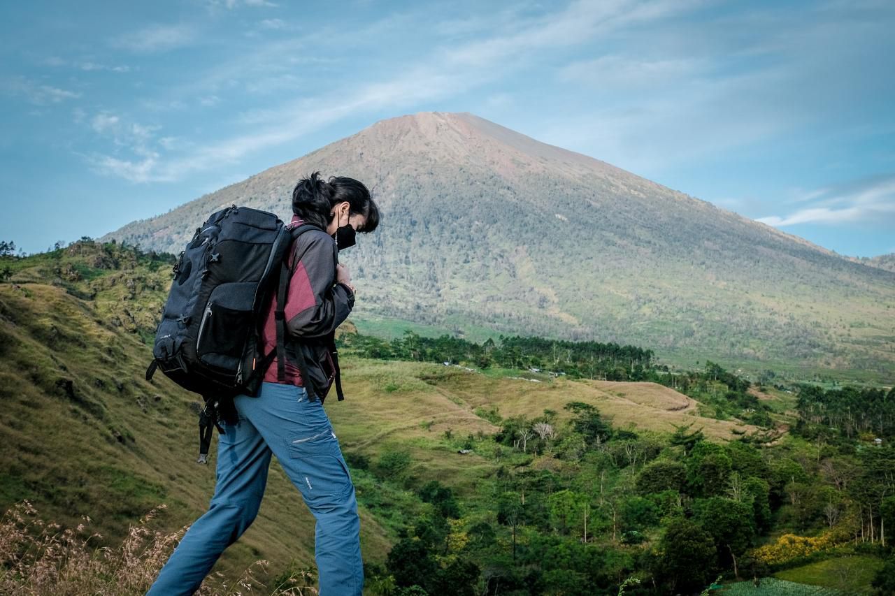 Kemenparekraf Ungkap Kronologi Musibah dan Langkah Evakuasi Turis Brasil di Gunung Rinjani