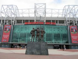 Osimhen’s Ongoing Dream: Manchester United Move Osimhen’s Ongoing Dream: Manchester United Move