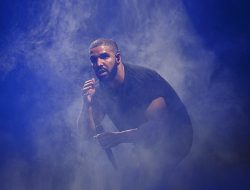 Drake Makes History: Music Icon Sets New Industry Standard Drake Makes History: Music Icon Sets New Industry Standard
