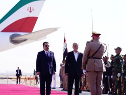 Govt boosts pilgrimage travel to Iran and Iraq Govt boosts pilgrimage travel to Iran and Iraq