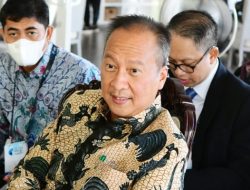 Menteri Agus Gumiwang Bertemu Hashim, Apa yang Dibahas? Menteri Agus Gumiwang Bertemu Hashim, Apa yang Dibahas?