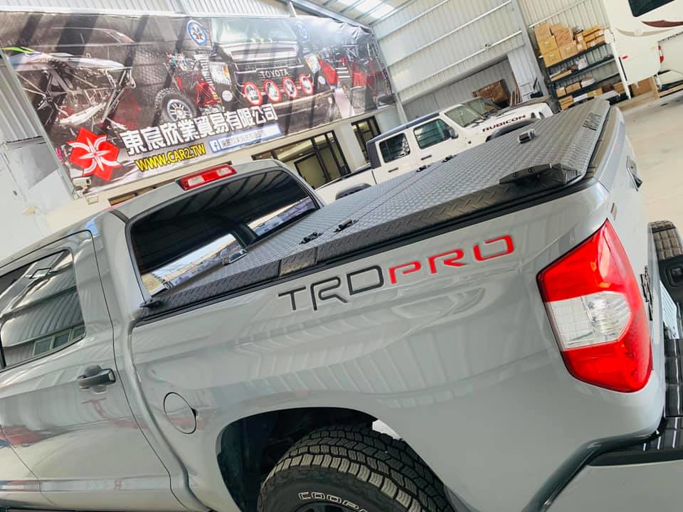 Toyota Tunda Produksi EV, Fokus pada SUV Bensin