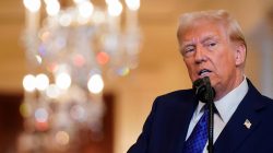 Urgent: Trump Confirms Aug. 1 Tariff Deadline as Final, Open to Proposals