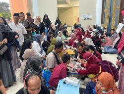 Program Cek Kesehatan Gratis untuk Santri dan Siswa Sekolah Negeri Dimulai, Pengamat: Negara Harus Berpihak pada Keluarga Prasejahtera Program Cek Kesehatan Gratis untuk Santri dan Siswa Sekolah Negeri Dimulai, Pengamat: Negara Harus Berpihak pada Keluarga Prasejahtera
