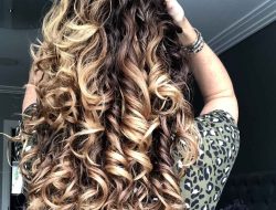 How to Choose the Right Hair Growth Oil Spray for Your Hair Type How to Choose the Right Hair Growth Oil Spray for Your Hair Type