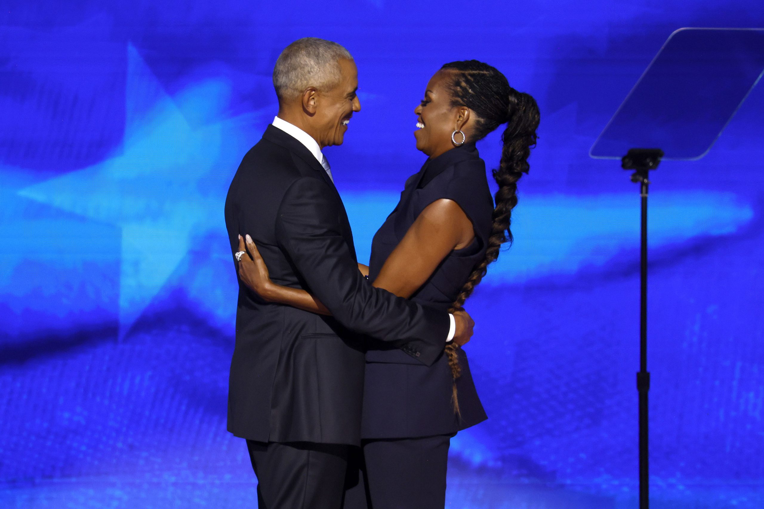 “Touch and Go”: Obama’s Joke on Divorce Rumors in Podcast Episode