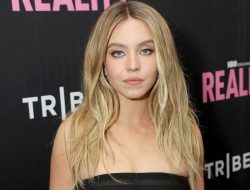 Sydney Sweeney’s Adorable Lake Day with Her Dog Is the Cutest This Week Sydney Sweeney’s Adorable Lake Day with Her Dog Is the Cutest This Week