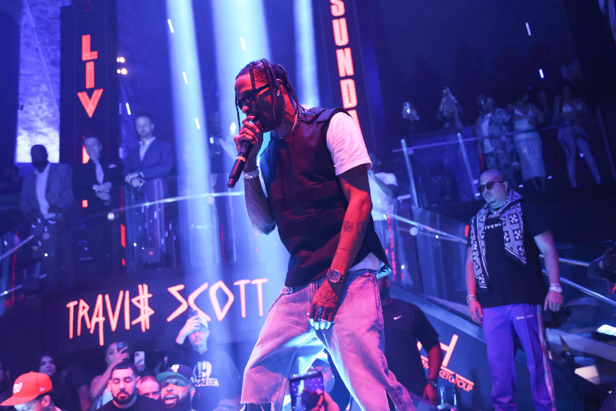 Travis Scott in Abu Dhabi: All Details on Circus Maximus Tour