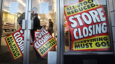 Women’s Fashion Chain Shuts Dozens of Stores Without Bankruptcy