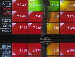 IHSG Turun Usai Trump Umumkan Tarif Balik ke RI IHSG Turun Usai Trump Umumkan Tarif Balik ke RI