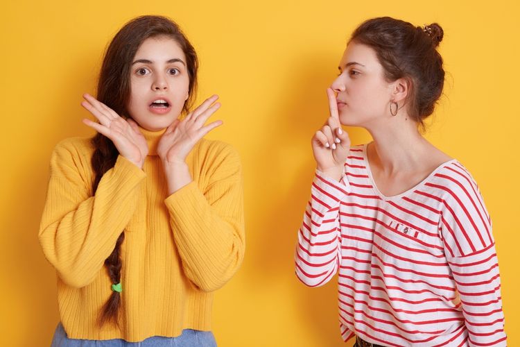 8 Pola Bahasa yang Mengungkap Kecerdasan Rendah, Menurut Studi Linguistik