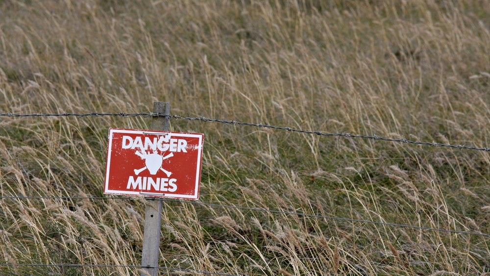 Europe Revives Landmine Production as Frontline Nations Prepare for War