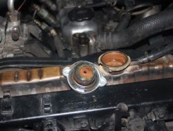 Cara Bersihkan Radiator dengan Radiator Flush, Bahaya Jika Ini Terjadi! Cara Bersihkan Radiator dengan Radiator Flush, Bahaya Jika Ini Terjadi!