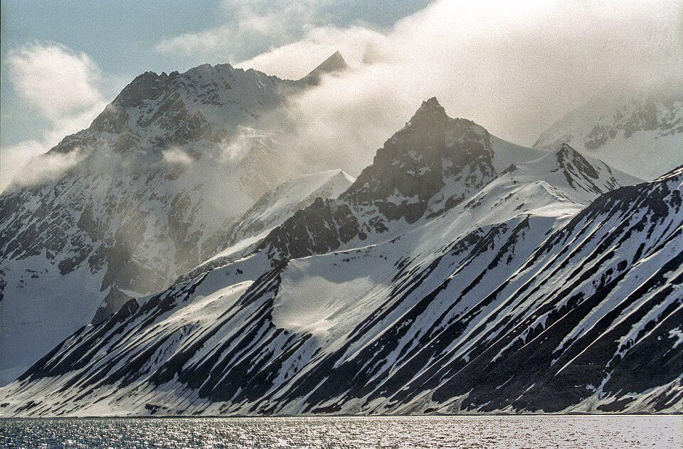 Fakta-Fakta Menarik Svalbard, Kepulauan Paling Utara di Dunia