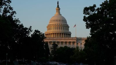 US Senate Advances Trump Tax Cuts Despite Soaring Cost Estimate