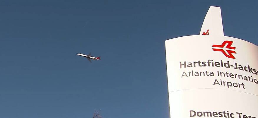 **”Smoke Smell Sparks Plane Train Removal at Hartsfield-Jackson Airport, Officials Confirm”**