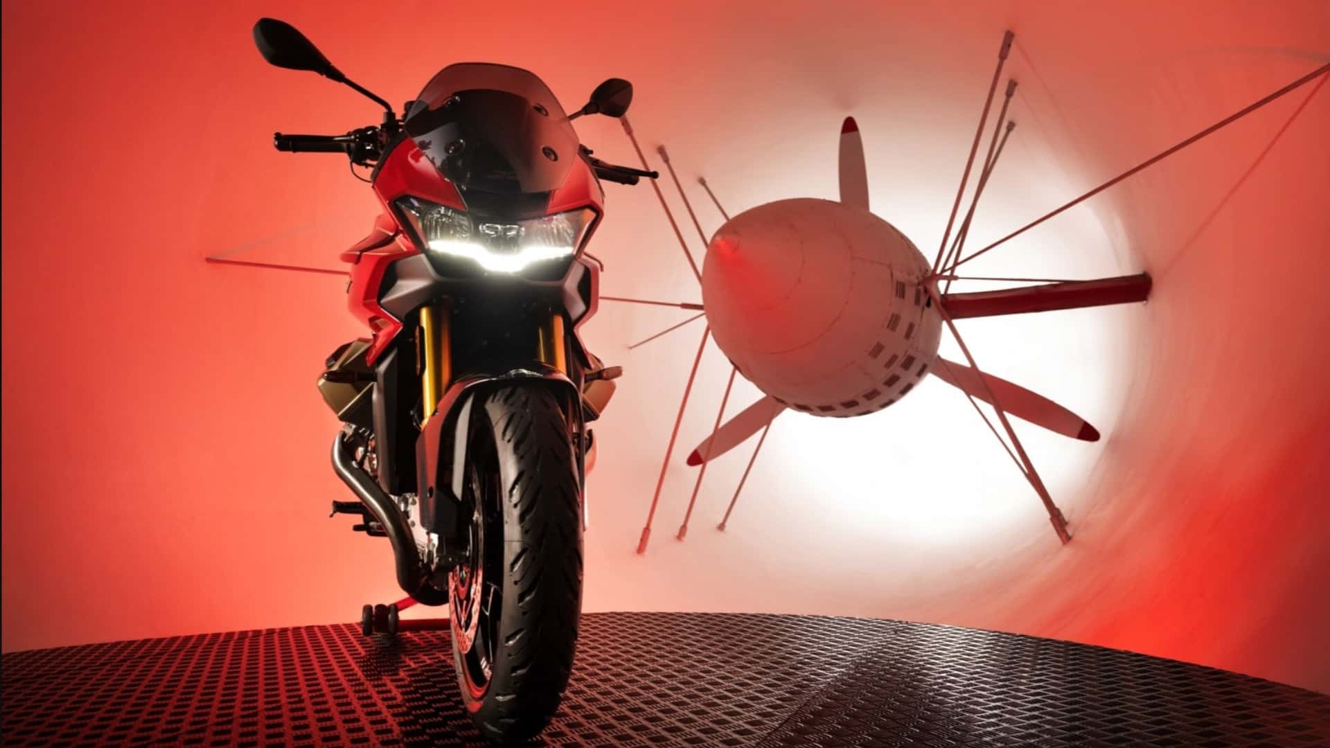 Moto Guzzi Edisi Spesial: Eksplorasi Budaya dan Teknologi Modern